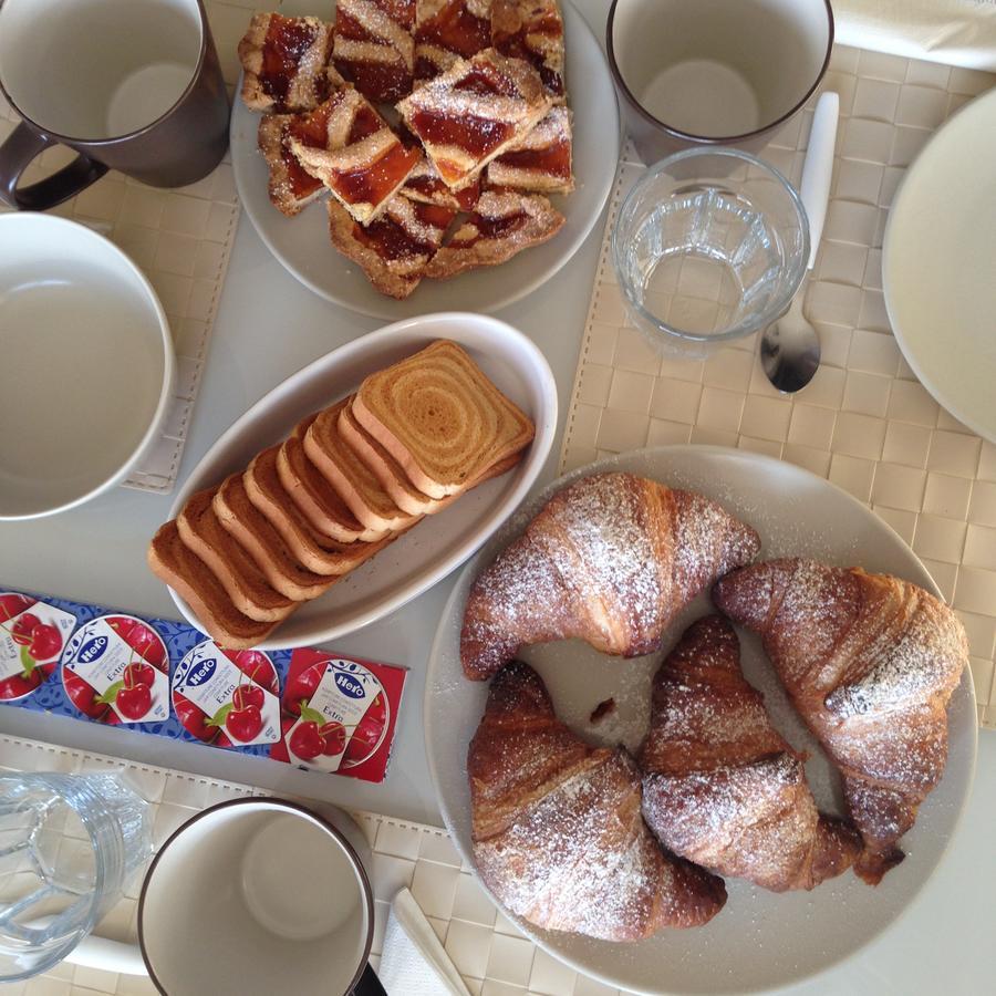 Bed and Breakfast La Morona Rocchetta Tanaro Екстер'єр фото