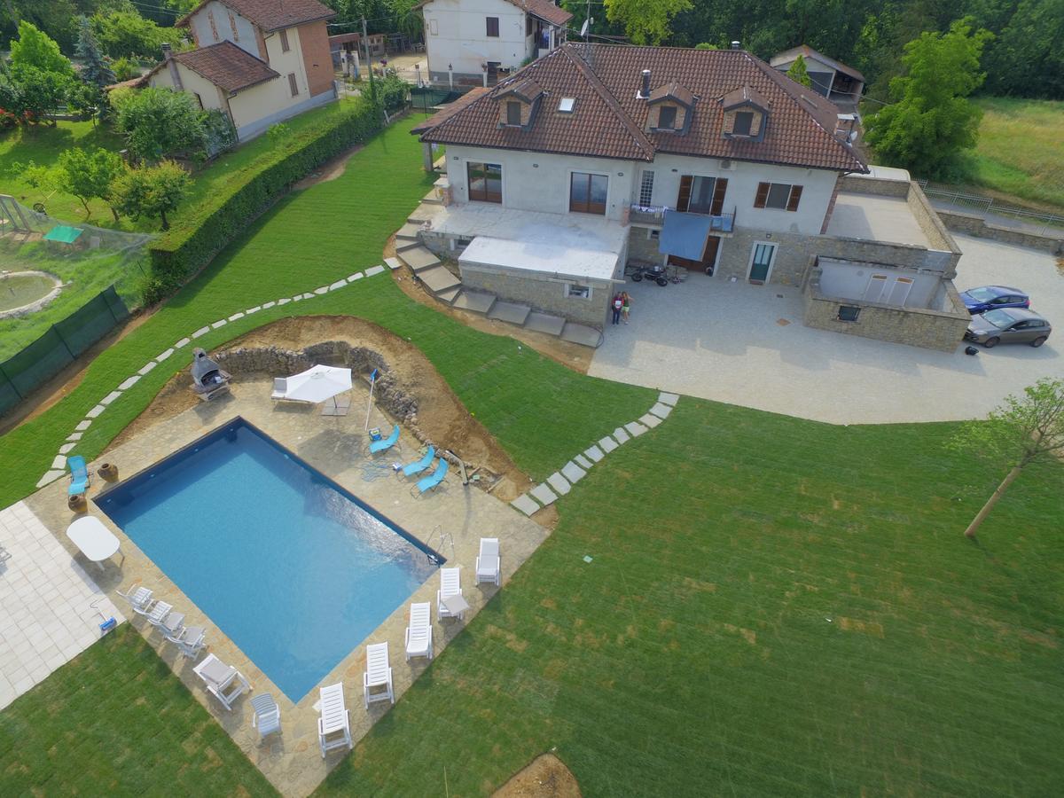 Bed and Breakfast La Morona Rocchetta Tanaro Екстер'єр фото