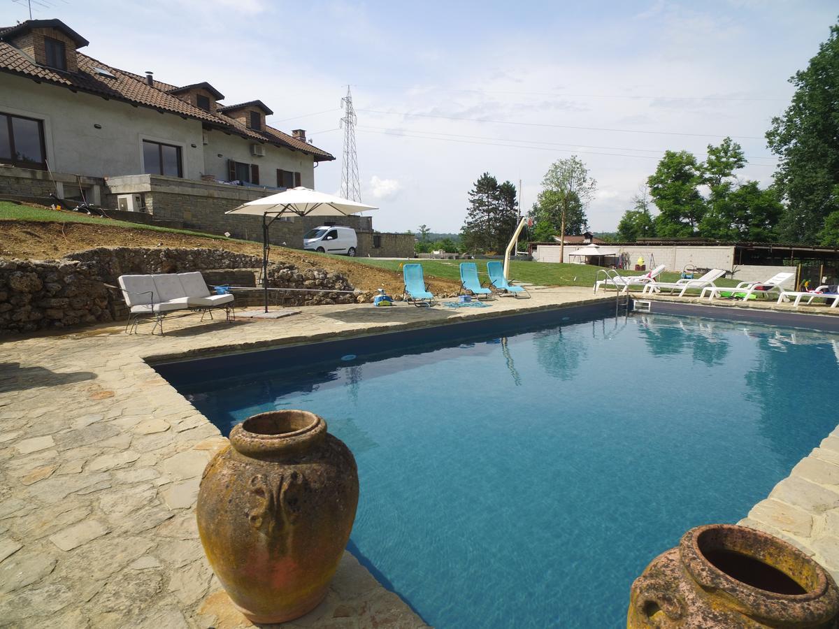 Bed and Breakfast La Morona Rocchetta Tanaro Екстер'єр фото